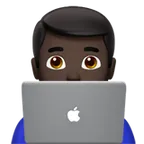 man technologist: dark skin tone สำหรับแพลตฟอร์ม Apple