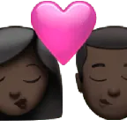kiss: woman, man, dark skin tone til Apple platform