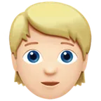 person: light skin tone, blond hair สำหรับแพลตฟอร์ม Apple