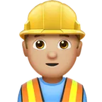 man construction worker: medium-light skin tone per la piattaforma Apple