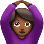 woman gesturing OK: medium-dark skin tone สำหรับแพลตฟอร์ม Apple