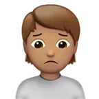 Apple dla platformy person frowning: medium skin tone