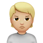 person pouting: medium-light skin tone สำหรับแพลตฟอร์ม Apple