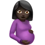 Apple dla platformy pregnant woman: dark skin tone