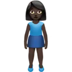woman standing: dark skin tone สำหรับแพลตฟอร์ม Apple
