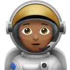 astronaut: medium-dark skin tone สำหรับแพลตฟอร์ม Apple