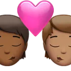kiss: person, person, medium-dark skin tone, medium skin tone لمنصة Apple