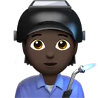 factory worker: dark skin tone สำหรับแพลตฟอร์ม Apple