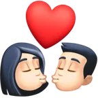 kiss: woman, man, light skin tone für Facebook Plattform