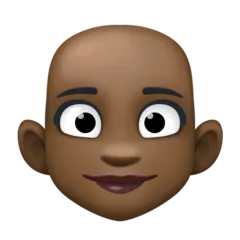 Facebook platformu için woman: dark skin tone, bald