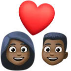 couple with heart: dark skin tone untuk platform Facebook