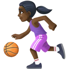 woman bouncing ball: dark skin tone עבור פלטפורמת Facebook