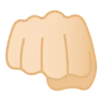oncoming fist: light skin tone لمنصة Google