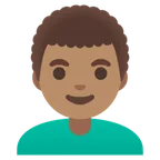 Google platformu için man: medium skin tone, curly hair