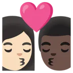 kiss: woman, man, light skin tone, dark skin tone para a plataforma Google
