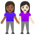 Google dla platformy women holding hands: medium-dark skin tone, light skin tone