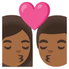 kiss: woman, man, medium-dark skin tone für Google Plattform