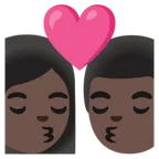 kiss: woman, man, dark skin tone til Google platform