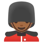 man guard: medium-dark skin tone voor Google platform