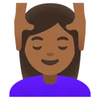 woman getting massage: medium-dark skin tone til Google platform