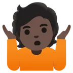 person shrugging: dark skin tone für Google Plattform