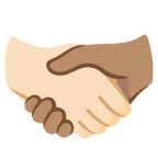 handshake: light skin tone, medium skin tone per la piattaforma Google