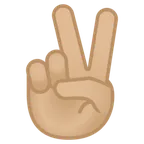 victory hand: medium-light skin tone untuk platform Google