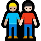 men holding hands: medium-light skin tone, light skin tone para a plataforma Microsoft