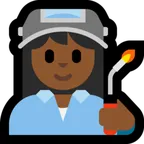 woman factory worker: medium-dark skin tone สำหรับแพลตฟอร์ม Microsoft