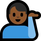 man tipping hand: medium-dark skin tone pentru platforma Microsoft