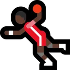 person playing handball: dark skin tone สำหรับแพลตฟอร์ม Microsoft