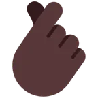 hand with index finger and thumb crossed: dark skin tone สำหรับแพลตฟอร์ม Microsoft