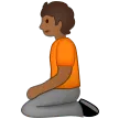 person kneeling: medium-dark skin tone pentru platforma Samsung