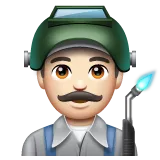 man factory worker: light skin tone pentru platforma Whatsapp