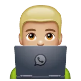 man technologist: medium-light skin tone สำหรับแพลตฟอร์ม Whatsapp