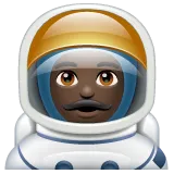 man astronaut: dark skin tone สำหรับแพลตฟอร์ม Whatsapp