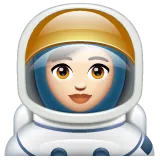 woman astronaut: light skin tone pentru platforma Whatsapp