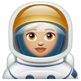 woman astronaut: medium-light skin tone สำหรับแพลตฟอร์ม Whatsapp