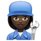 woman mechanic: dark skin tone til Whatsapp platform