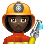 woman firefighter: dark skin tone สำหรับแพลตฟอร์ม Whatsapp