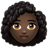 Whatsapp platformu için woman: dark skin tone, curly hair