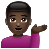 man tipping hand: dark skin tone pentru platforma Whatsapp