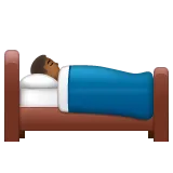 person in bed: medium-dark skin tone per la piattaforma Whatsapp