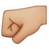 left-facing fist: medium-light skin tone für Whatsapp Plattform