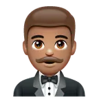 man in tuxedo: medium skin tone pentru platforma Whatsapp