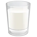 Whatsapp platformon a(z) glass of milk képe