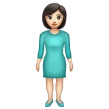 woman standing: light skin tone para a plataforma Whatsapp