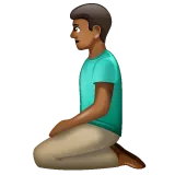 Whatsapp platformu için man kneeling: medium-dark skin tone