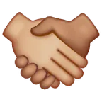 handshake: medium-light skin tone, medium skin tone per la piattaforma Whatsapp