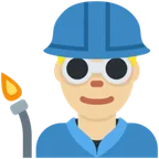 man factory worker: medium-light skin tone สำหรับแพลตฟอร์ม X / Twitter